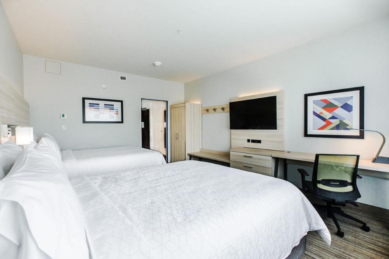 Holiday Inn Express & Suites Edmonton N - St Albert By Ihg Saint Albert Extérieur photo