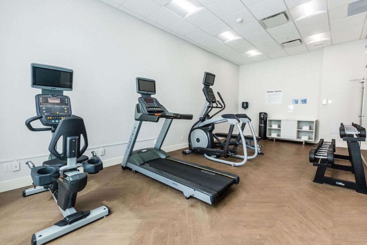 Holiday Inn Express & Suites Edmonton N - St Albert By Ihg Saint Albert Extérieur photo