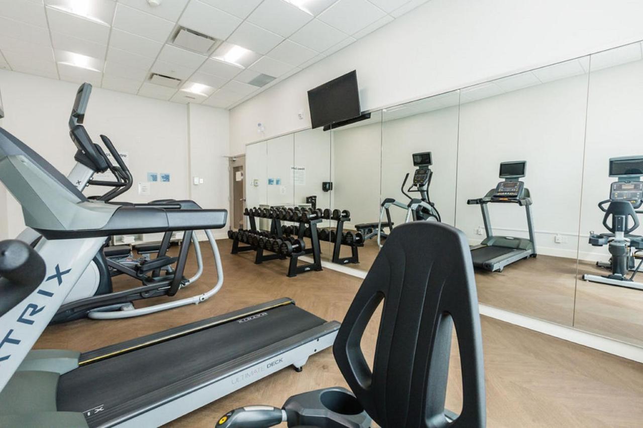 Holiday Inn Express & Suites Edmonton N - St Albert By Ihg Saint Albert Extérieur photo